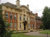 Tìm hiểu về trường Đại học Northampton